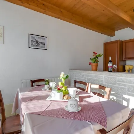 Frapi With Shared Pool - Happy Pazin